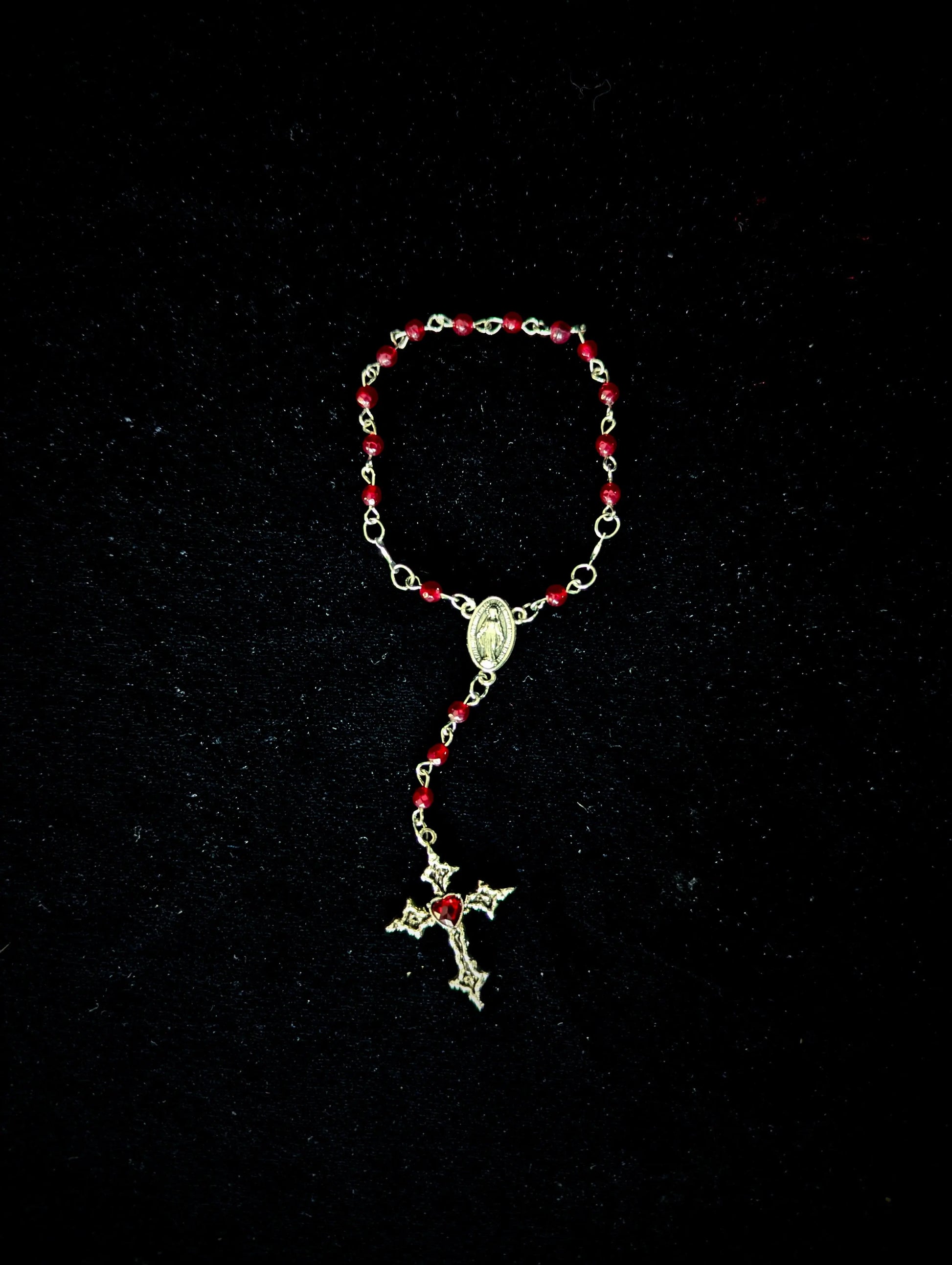 Pocket Rosary with Ruby Jade & Sacred Heart Cross - Curiosia Bazar